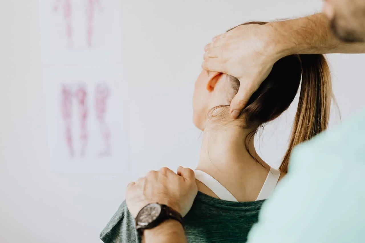 closeup-acupuncture